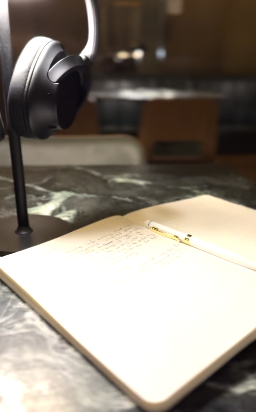 A case for boredom (and bad wi-fi)